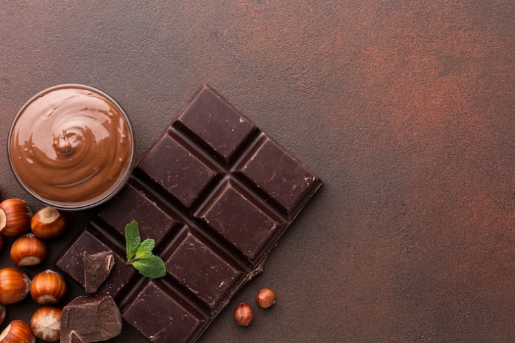 Chocolates claros por chocolates escuros